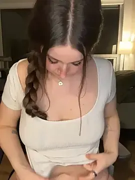 Stripchat Sex Chat of nerdynina