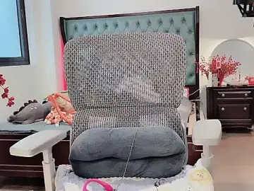 Stripchat Watch Live Sex Cams of Caryln-Bun