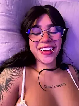 Stripchat Live Sex Cam of Liz_rogers_x