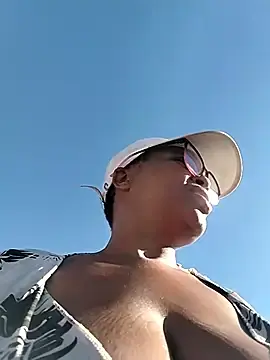 Stripchat Free Live Porn of bubblendz1988