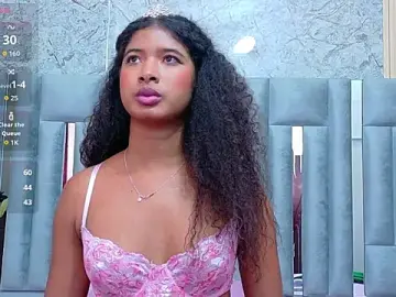 Stripchat Nude Webcam of shyblacksweetiee