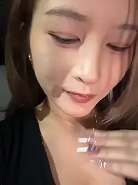 Stripchat Nude Webcam of yuki_june