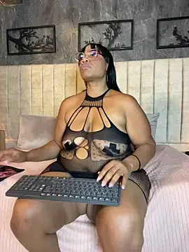 Stripchat Best Webcam of AranzalatinBlaks1