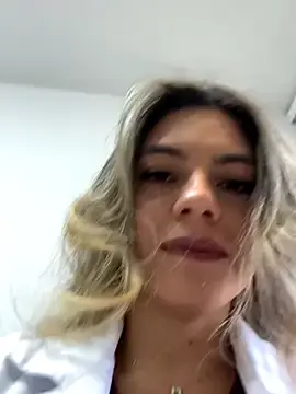 Stripchat Free Porn Cam of alicee16