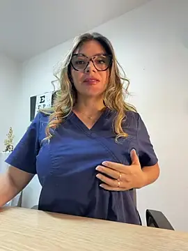 Stripchat Sex Cam of alicee16