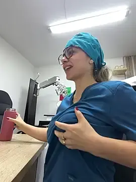 Stripchat Free Live Porn of alicee16