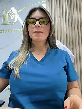 Stripchat Free Live Porn of alicee16