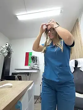 Stripchat Free Live Porn of alicee16