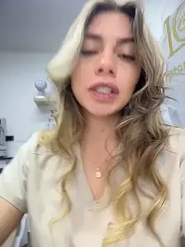 Stripchat Adult Webcam of alicee16