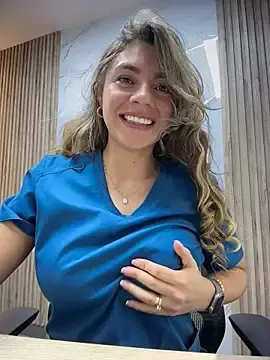 Stripchat Adult Webcams of alicee16