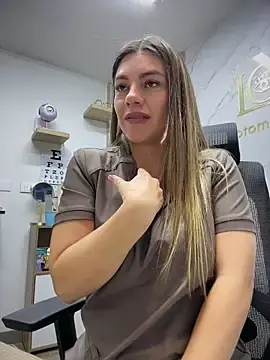 Stripchat Live Sex of alicee16