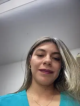 Stripchat Sex Cam of alicee16