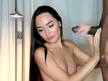 Stripchat Watch Live Sex Cams of batmancatwoman17