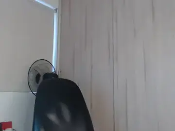 Stripchat Live Sex Cam of felipelopezz23