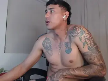 Stripchat Free Live Porn of felipelopezz23