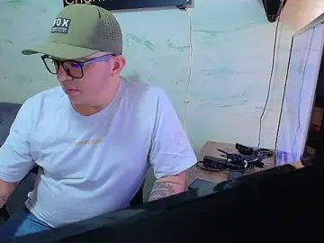 Stripchat Watch Live Sex Cams of maximo_daddy