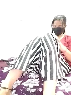 Stripchat Nude Webcam of Cute-Naavya