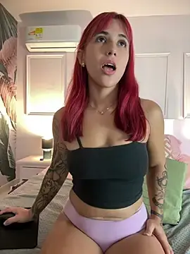 Stripchat Adult Webcam of HannaaMiller