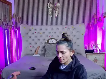 Stripchat Sex Chat of PlayfulShow