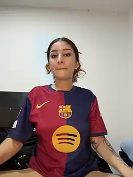 Stripchat Live Porn of Mon_Cherry