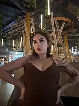 Stripchat Sex Chat of Mon_Cherry