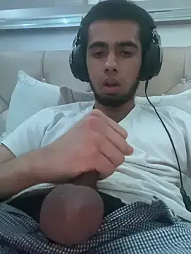 Stripchat Live Sex Cam of iLoveGirlsOnlyStr8Asf