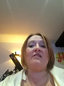 Stripchat Free Live Porn of lady_charlyne