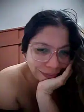 Stripchat Adult Webcam of Carliina_Soussa