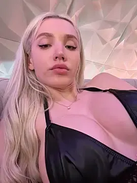 Stripchat Adult Webcam of Lana-Grey