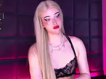 Stripchat Adult Webcams of RoxyKyper