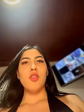 Stripchat Live Sex Cam of Sofia_Collins-