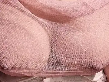 Stripchat Live Sex of donghuangtaiyi---