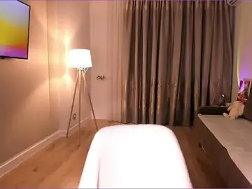 Stripchat Free Porn Cam of jin__ray