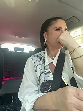 Stripchat Sex Cam of Eva_Pearl