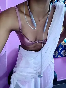 Stripchat Free Porn Cam of Tamil_siluku