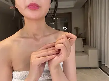 Stripchat Sex Cam of Bella-999