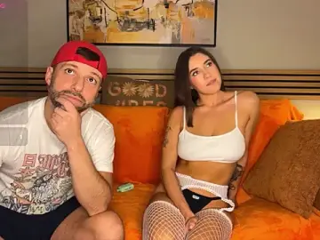 Stripchat Live Sex Cam of Lilmissbigguy