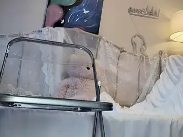 Stripchat Adult Video Chat of kiraa-0051