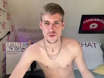 Stripchat Live Porn of Cookieboy88