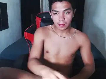 Stripchat Live Sex Cam of Hunky_paul