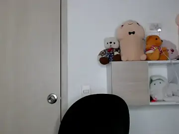 Stripchat Adult Webcam of kaiine190