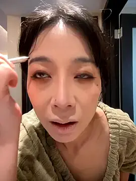 Stripchat Live Sex Cam of yourkeer