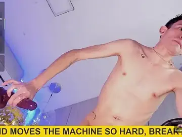 Stripchat Free Porn Cam of ValentinoMoreti