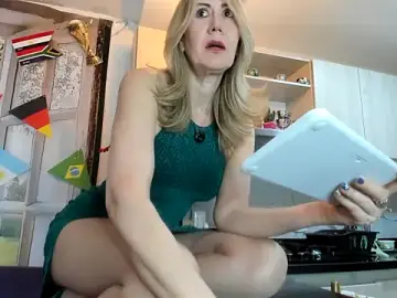 Stripchat Private Sex Chat of ashleymilf_1