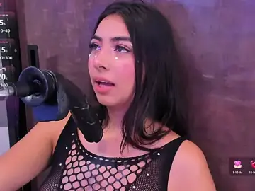Stripchat Watch Live Sex Cams of cherry_skinny_
