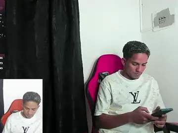 Stripchat Live Sex of sexy_latinas_69