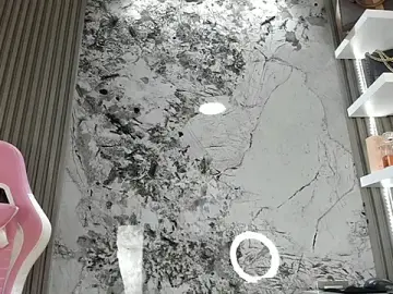 Stripchat Sex Cam of Loren_Baker