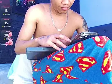 Stripchat Watch Live Sex Cams of Romancartier_1