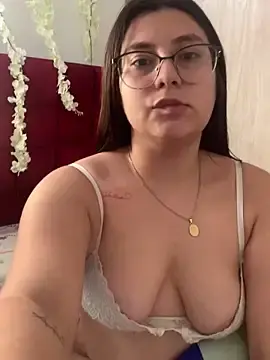 Stripchat Watch Live Sex Cams of Velma_star