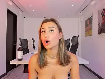 Stripchat Watch Live Sex Cams of NairobiLee